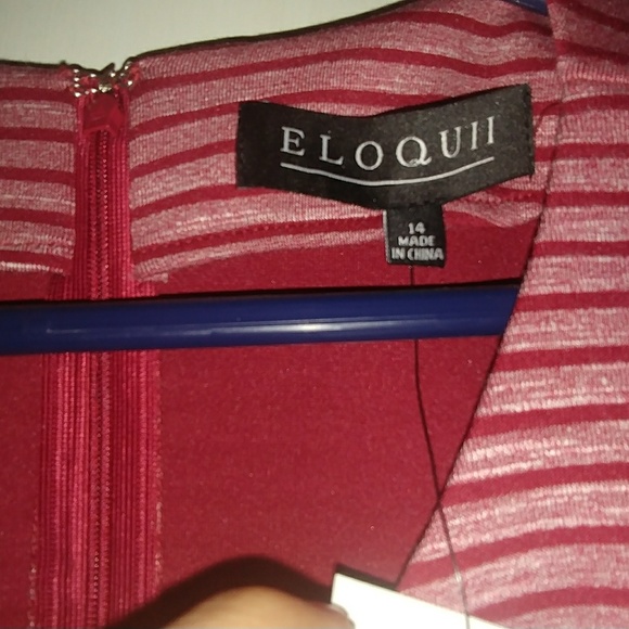 Red striped dress - Picture 2 of 4